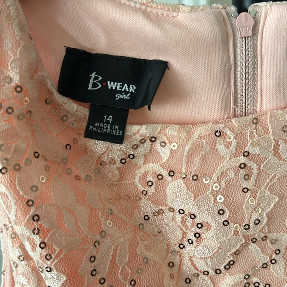 Beautiful flowered long dress - Picture 4 of 4